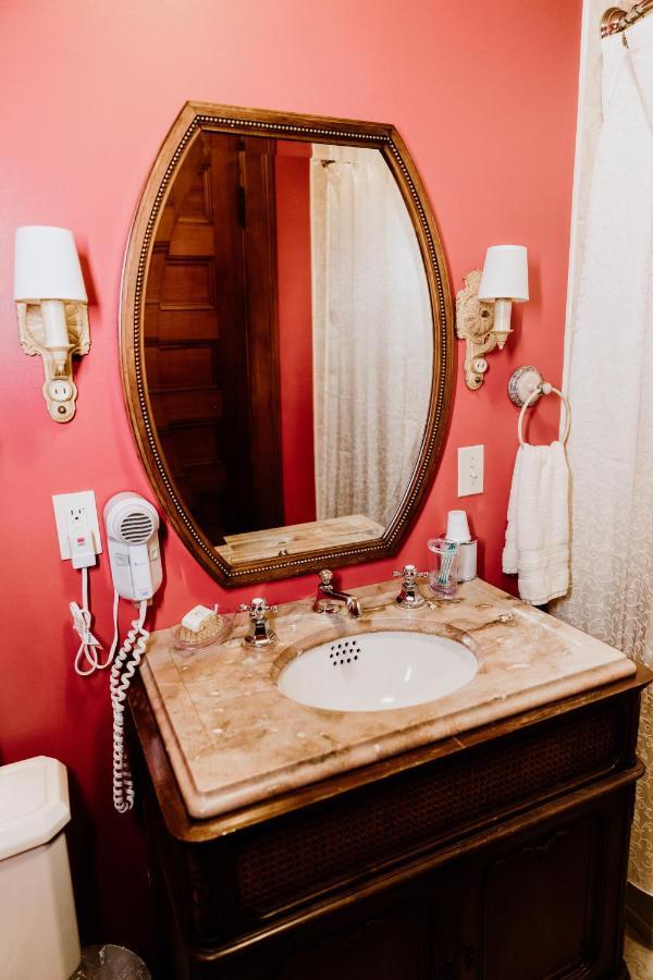 1897 Beekman House Bed And Breakfast Dundee 외부 사진